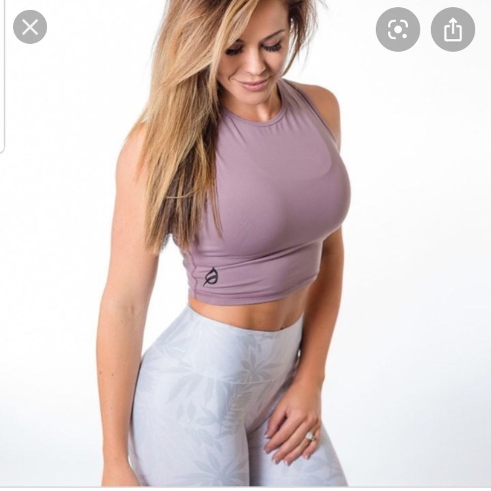 Ptula crop top